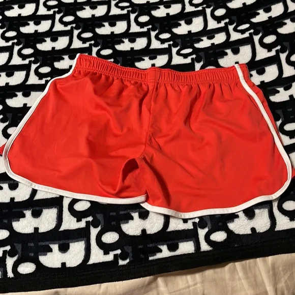 Champion Shorts - Picture 5 of 5